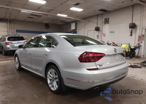 2017 Volkswagen Passat 1.8T Se из США, поврежденный, VIN 1VWGT7A32HC070808